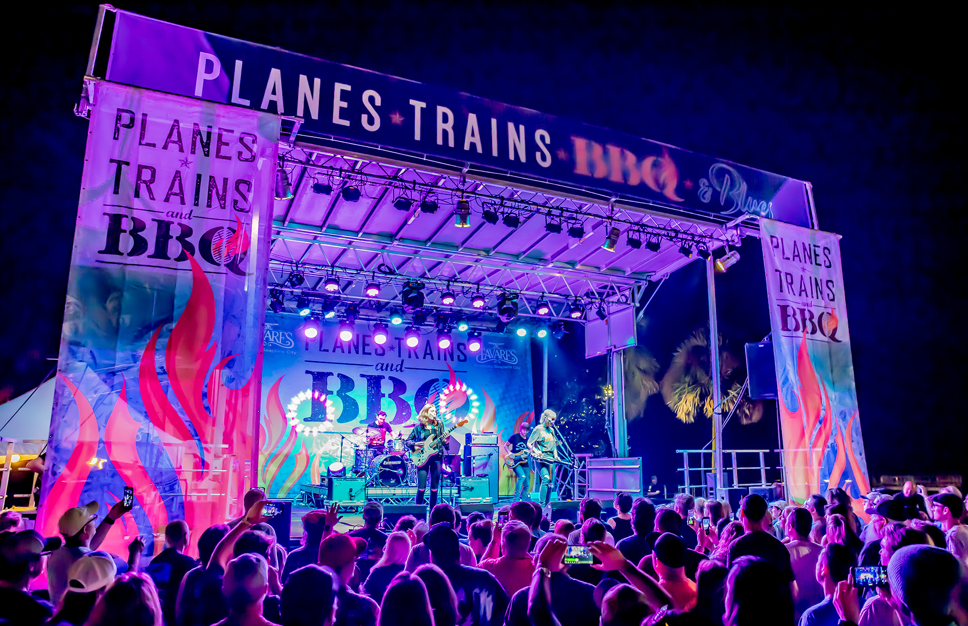 Mobile Stage Image 7